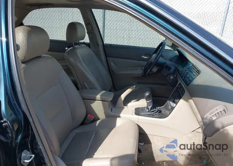 1997 Honda Accord Ex z USA, uszkodzony, nr VIN 1HGCD5565VA024907